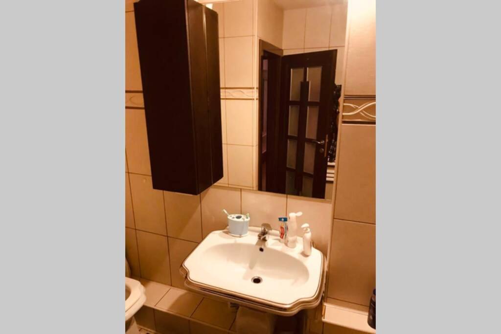 Cozy 2 Rooms Apartment Close To City Center Bükreş Dış mekan fotoğraf