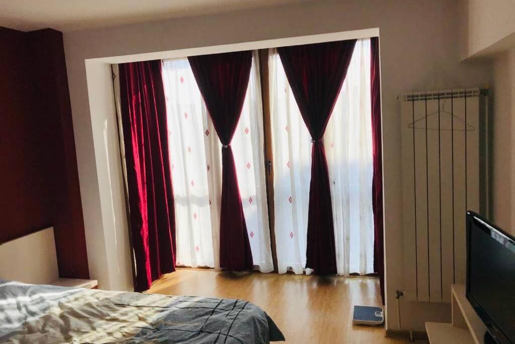 Cozy 2 Rooms Apartment Close To City Center Bükreş Dış mekan fotoğraf