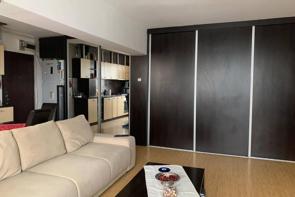Cozy 2 Rooms Apartment Close To City Center Bükreş Dış mekan fotoğraf